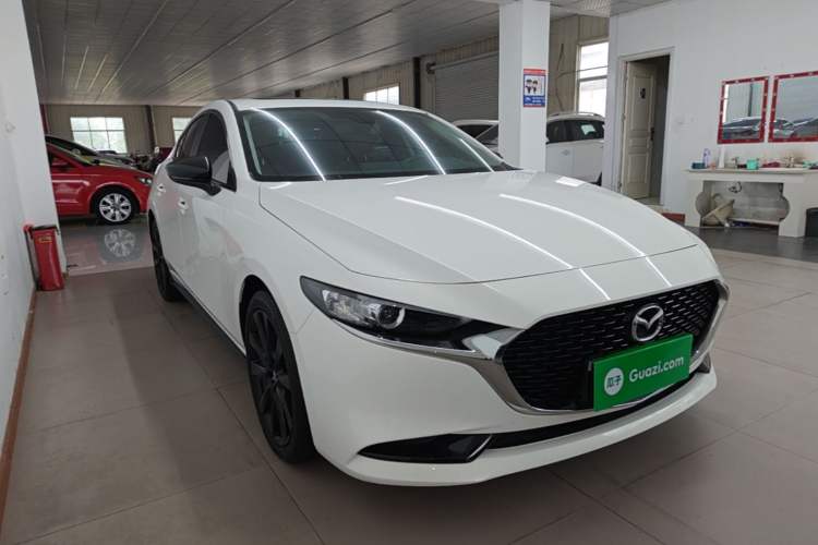 Used Mazda 3 Axela 2023 2.0L Automatic Zhiya Edition Front Right 45 Deg
