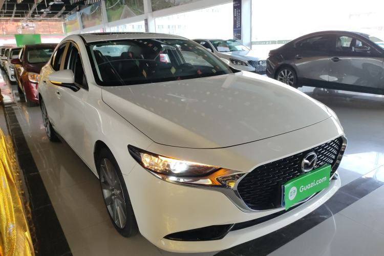 Used Mazda 3 Axela 2023 2.0L Automatic ZhiXuan Edition Front Right 45 Deg