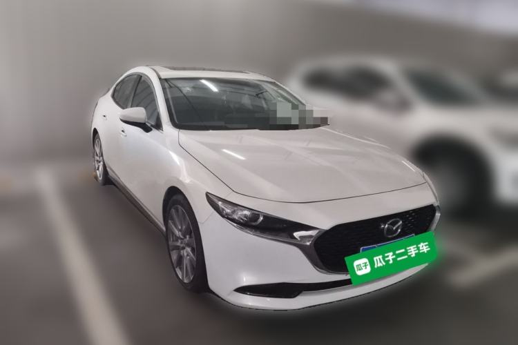 Used Mazda 3 Axela 2023 2.0L Automatic ZhiXuan Edition Front Right 45 Deg
