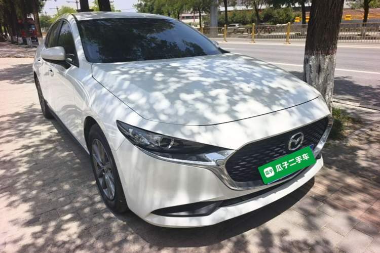 Used Mazda 3 Axela 2023 2.0L Automatic Zhiqing Edition Front Right 45 Deg