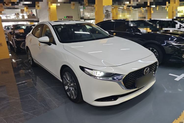 Used Mazda 3 Axela 2023 2.0L Automatic ZhiZhen Edition Front Right 45 Deg