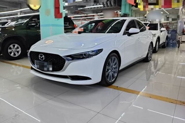 Mazda 3 Axela 2023 2.0L Automatic Zhiya Edition с пробегом