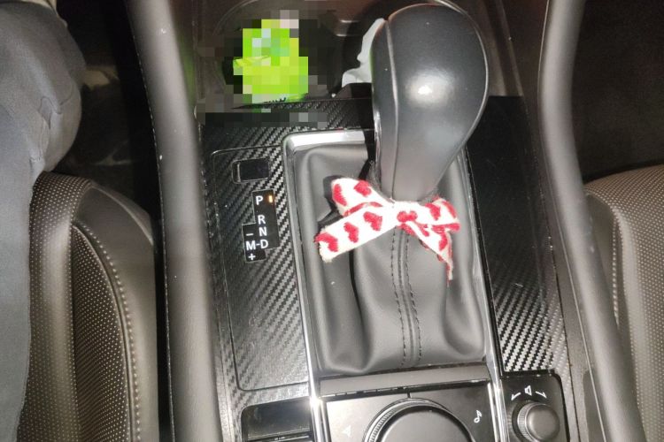 Used Mazda 3 Axela 2023 2.0L Automatic ZhiZhen Edition Gear Lever