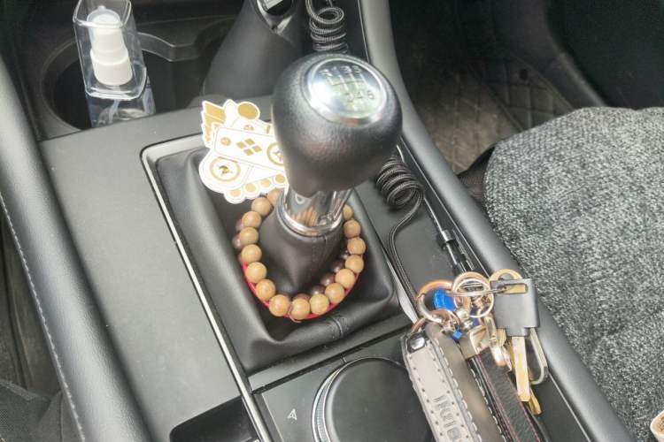 Used Mazda 3 Axela 2023 1.5L Manual ZhiMei Edition Gear Lever
