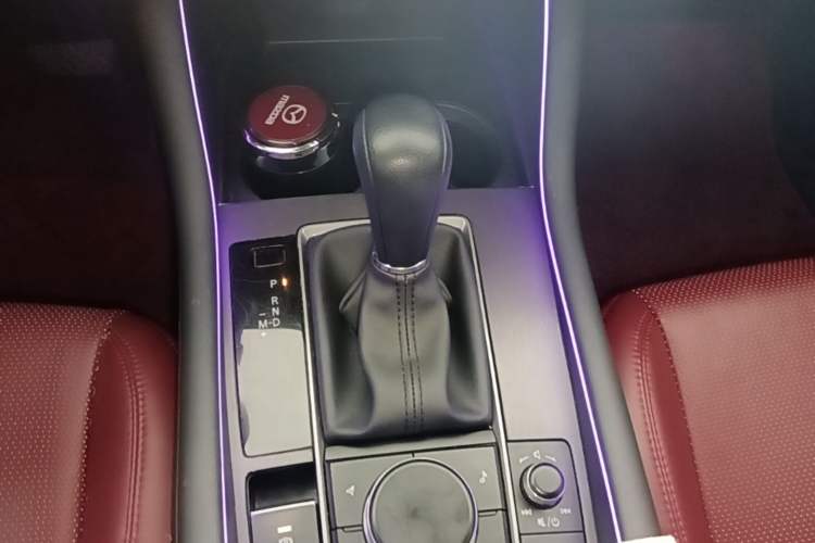 Used Mazda 3 Axela 2023 2.0L Automatic Zhiqing Edition Gear Lever