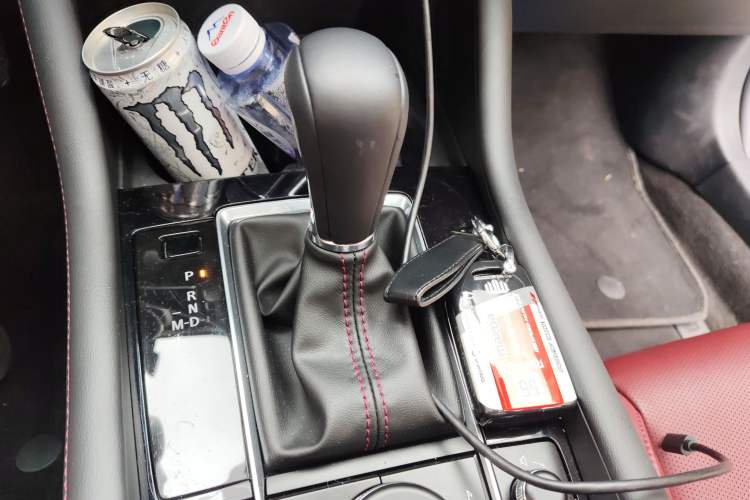 Used Mazda 3 Axela 2023 2.0L Automatic ZhiZhen Edition Gear Lever