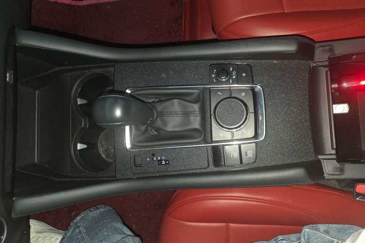 Used Mazda 3 Axela 2023 2.0L Automatic Zhiya Edition Gear Lever