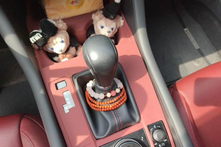 Used Mazda 3 Axela 2023 2.0L Automatic ZhiZhen Edition Gear Lever