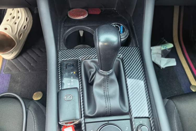 Used Mazda 3 Axela 2023 2.0L Automatic Zhiqing Edition Gear Lever