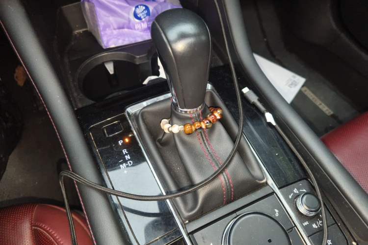 Used Mazda 3 Axela 2023 2.0L Automatic Zhiyao Edition Gear Lever