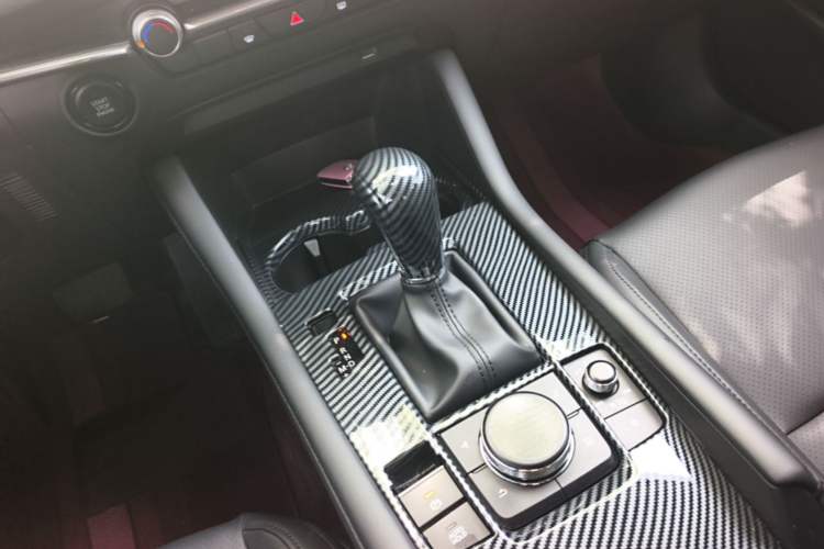 Used Mazda 3 Axela 2023 2.0L Automatic Zhiqing Edition Gear Lever