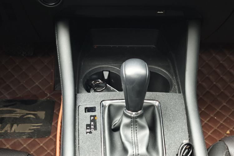 Used Mazda 3 Axela 2023 2.0L Automatic ZhiZhen Edition Gear Lever