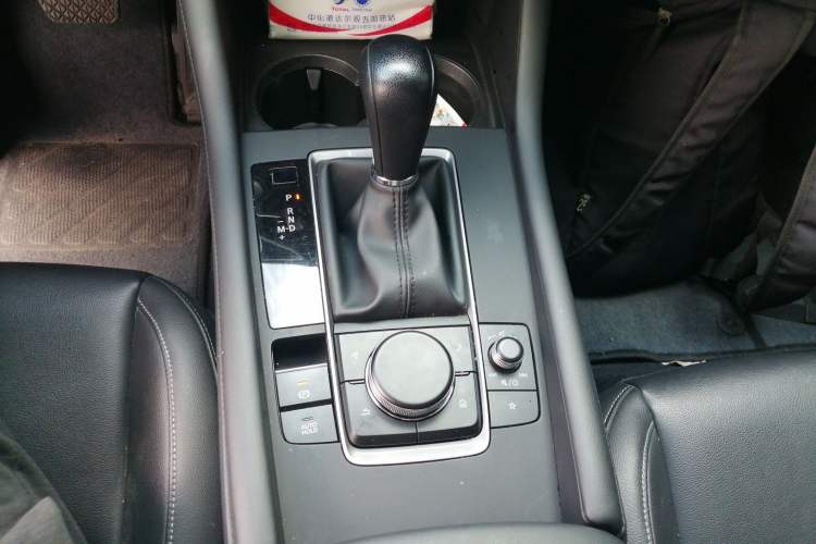 Used Mazda 3 Axela 2023 2.0L Automatic Zhiqing Edition Gear Lever