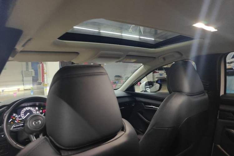 Used Mazda 3 Axela 2023 2.0L Automatic Zhiya Edition Headliner