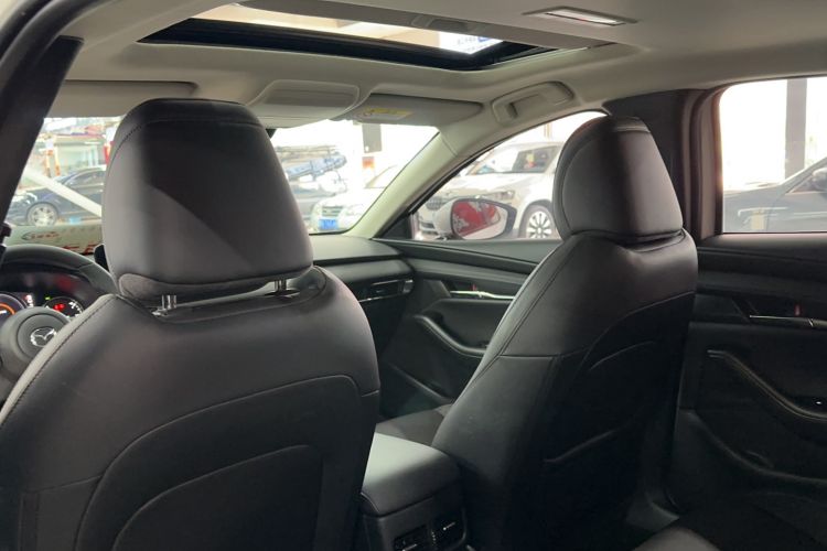 Used Mazda 3 Axela 2023 2.0L Automatic Zhiya Edition Headliner