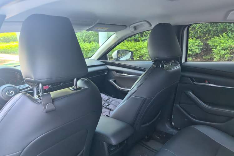 Used Mazda 3 Axela 2023 2.0L Automatic Zhiqing Edition Headliner
