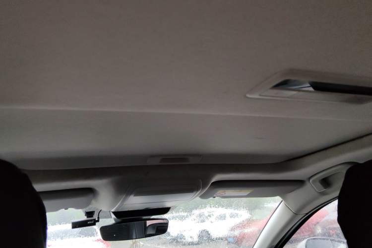 Used Mazda 3 Axela 2023 2.0L Automatic ZhiXuan Edition Headliner