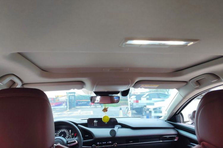 Used Mazda 3 Axela 2023 2.0L Automatic ZhiZhen Edition Headliner