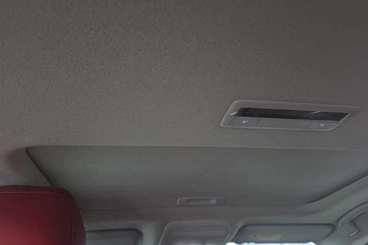 Used Mazda 3 Axela 2023 2.0L Automatic Zhiya Edition Headliner