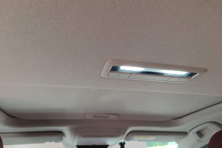 Used Mazda 3 Axela 2023 2.0L Automatic ZhiZhen Edition Headliner