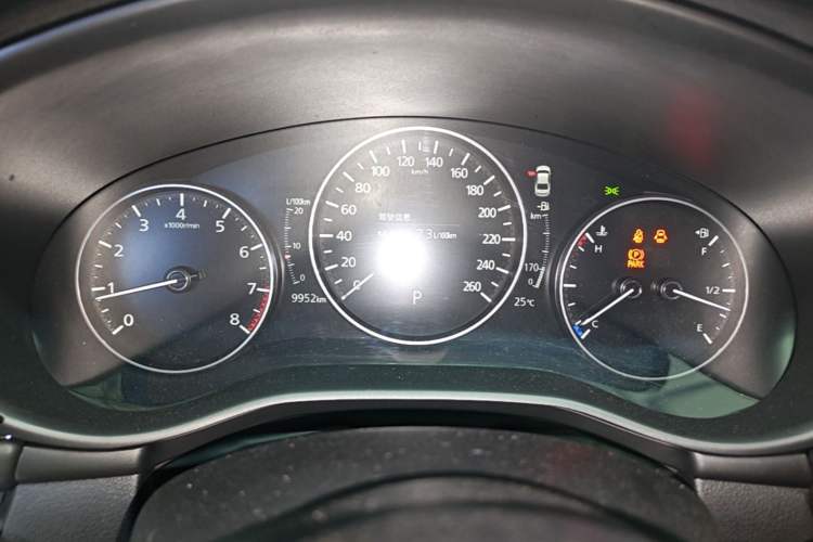 Used Mazda 3 Axela 2023 2.0L Automatic ZhiXuan Edition Instrument Cluster