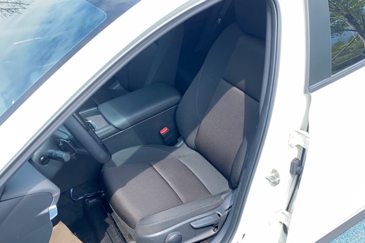 Used Mazda 3 Axela 2023 2.0L Automatic ZhiXuan Edition Interior 1