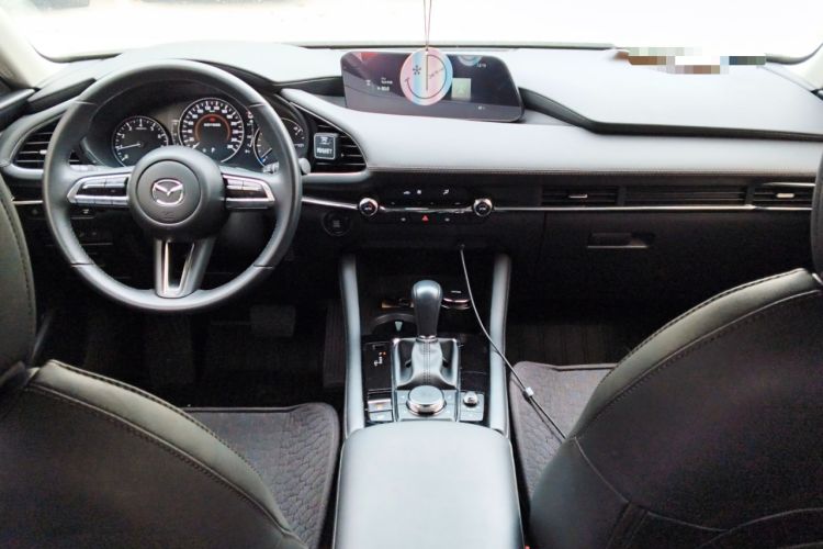 Used Mazda 3 Axela 2023 2.0L Automatic Zhiyao Edition Interior 2