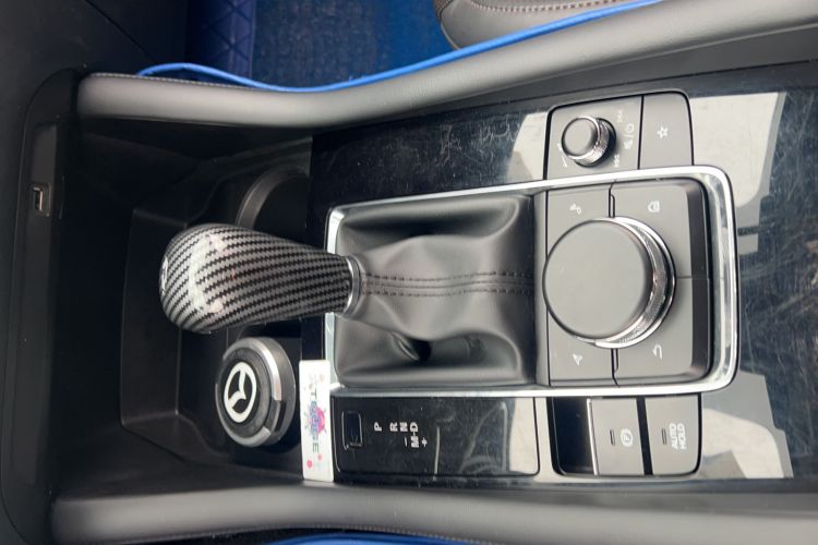 Used Mazda 3 Axela 2023 2.0L Automatic Zhiya Edition Interior 2