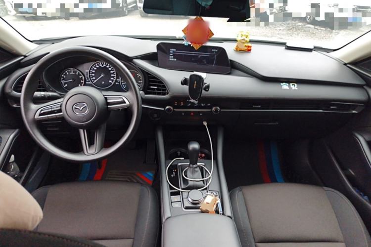 Used Mazda 3 Axela 2023 2.0L Automatic Zhiqing Edition Interior 2