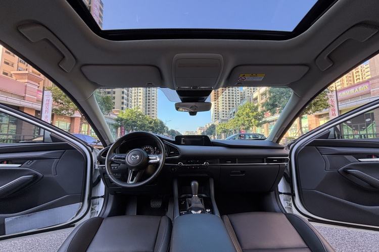 Used Mazda 3 Axela 2023 2.0L Automatic Zhiyao Edition Interior 6