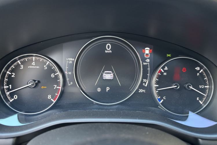 Used Mazda 3 Axela 2023 2.0L Automatic Zhiyao Edition Interior 7