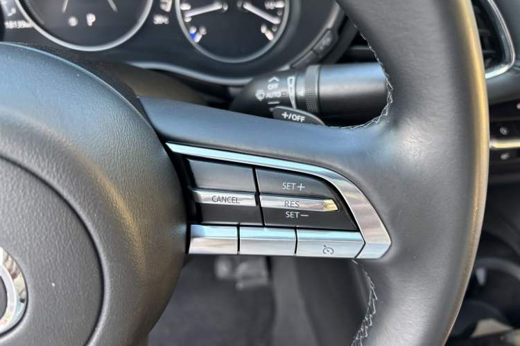 Used Mazda 3 Axela 2023 2.0L Automatic Zhiyao Edition Interior 8