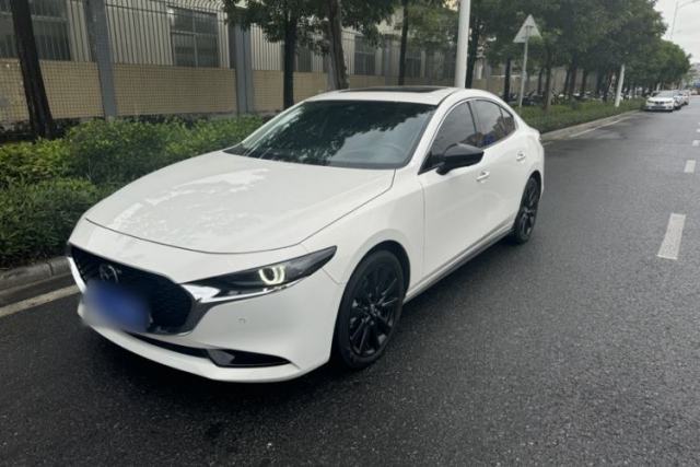 Used Mazda 3 Axela 2023 2.0L Automatic ZhiZun Edition