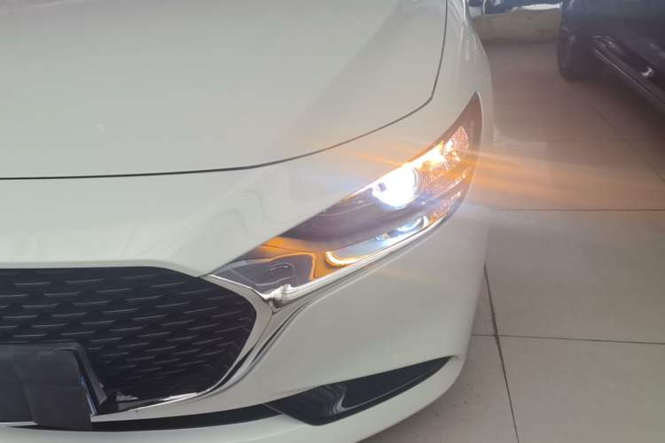 Used Mazda 3 Axela 2023 2.0L Automatic ZhiXuan Edition Left Front Headlight