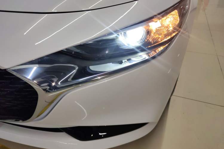 Used Mazda 3 Axela 2023 2.0L Automatic ZhiXuan Edition Left Front Headlight