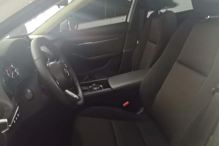 Used Mazda 3 Axela 2023 2.0L Automatic ZhiXuan Edition Left Front Seat