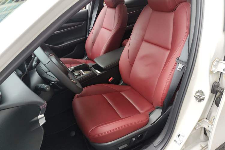 Used Mazda 3 Axela 2023 2.0L Automatic ZhiZhen Edition Left Front Seat