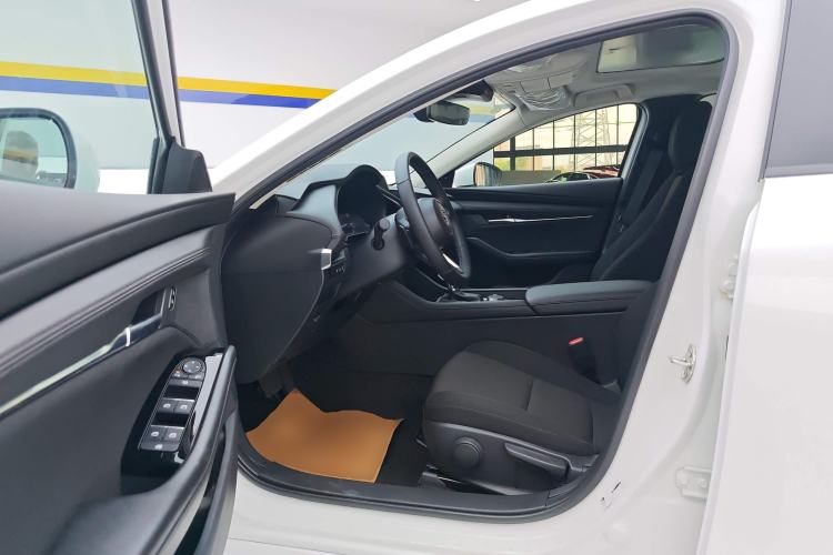 Used Mazda 3 Axela 2023 2.0L Automatic ZhiXuan Edition Left Front Seat