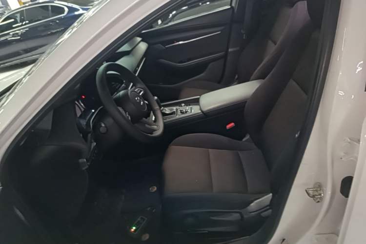 Used Mazda 3 Axela 2023 2.0L Automatic Zhiqing Edition Left Front Seat