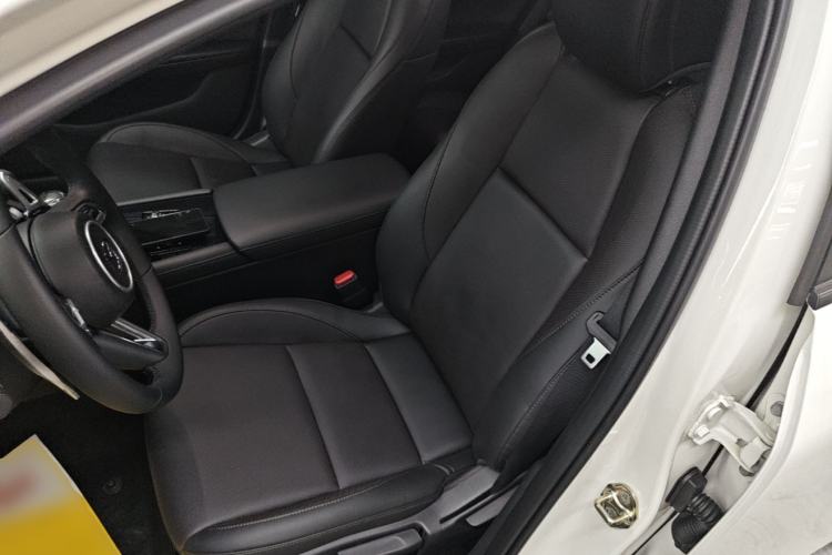 Used Mazda 3 Axela 2023 2.0L Automatic Zhiya Edition Left Front Seat