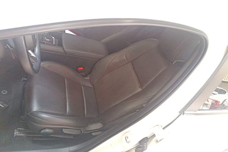 Used Mazda 3 Axela 2023 2.0L Automatic Zhiya Edition Left Front Seat