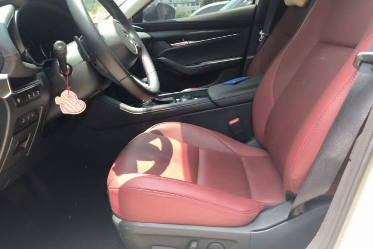 Used Mazda 3 Axela 2023 2.0L Automatic ZhiZhen Edition Left Front Seat