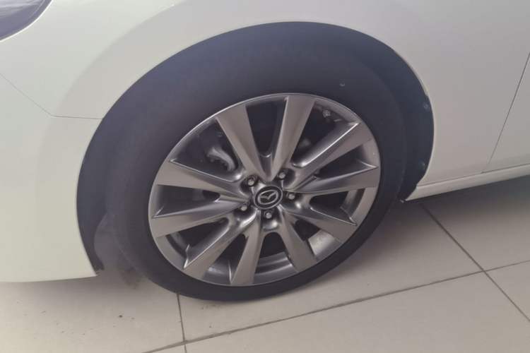 Used Mazda 3 Axela 2023 2.0L Automatic ZhiXuan Edition Left Front Wheel Hub