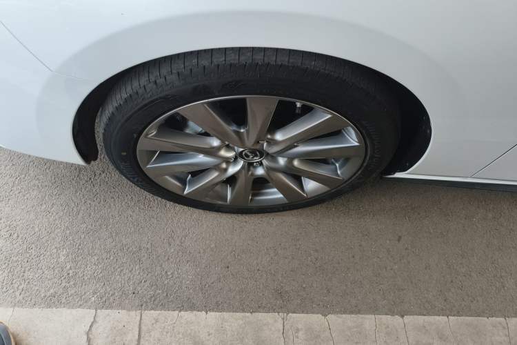 Used Mazda 3 Axela 2023 2.0L Automatic ZhiXuan Edition Left Front Wheel Hub