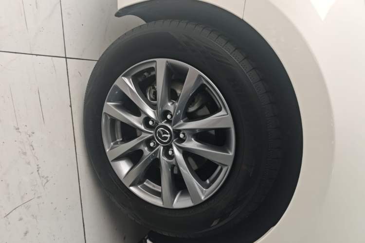 Used Mazda 3 Axela 2023 2.0L Automatic Zhiqing Edition Left Front Wheel Hub