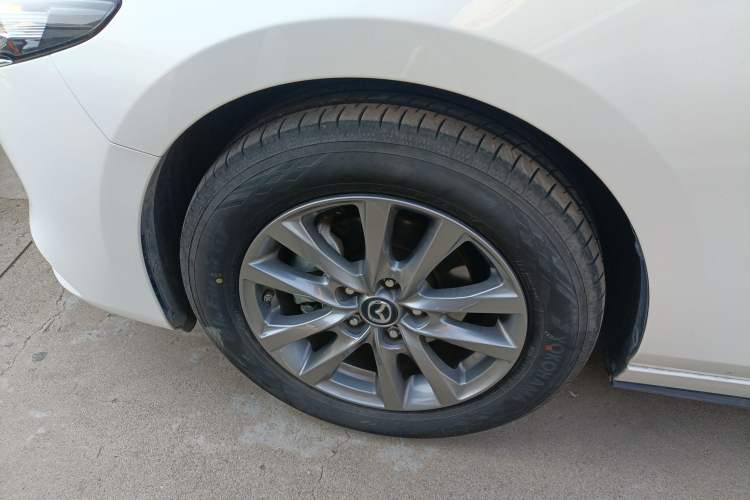Used Mazda 3 Axela 2023 2.0L Automatic Zhiqing Edition Left Front Wheel Hub