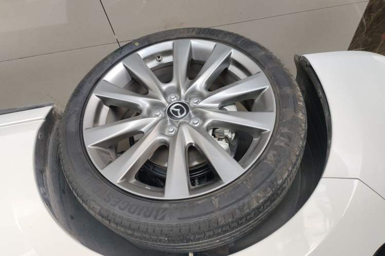Used Mazda 3 Axela 2023 2.0L Automatic ZhiXuan Edition Left Front Wheel Hub