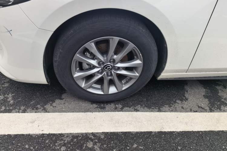 Used Mazda 3 Axela 2023 2.0L Automatic Zhiqing Edition Left Front Wheel Hub