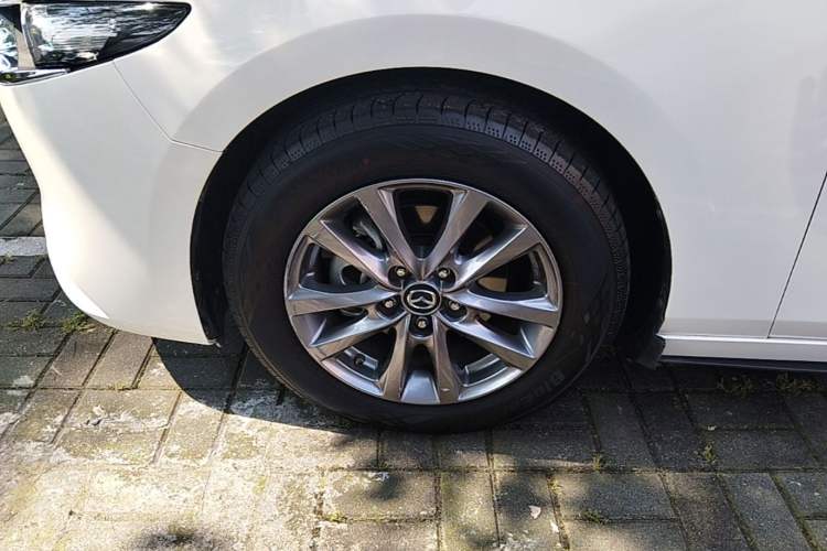 Used Mazda 3 Axela 2023 2.0L Automatic Zhiqing Edition Left Front Wheel Hub