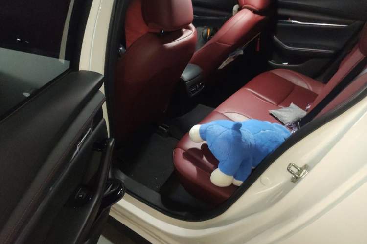 Used Mazda 3 Axela 2023 2.0L Automatic Zhiyao Edition Left Rear Seat